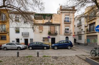 Casa  Plaza de la cruz. Casa en san ildefonsogranada