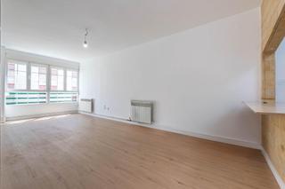 Appartement à Mercedes gaibrois 10. Piso en camino bajo de huétor  granada.
