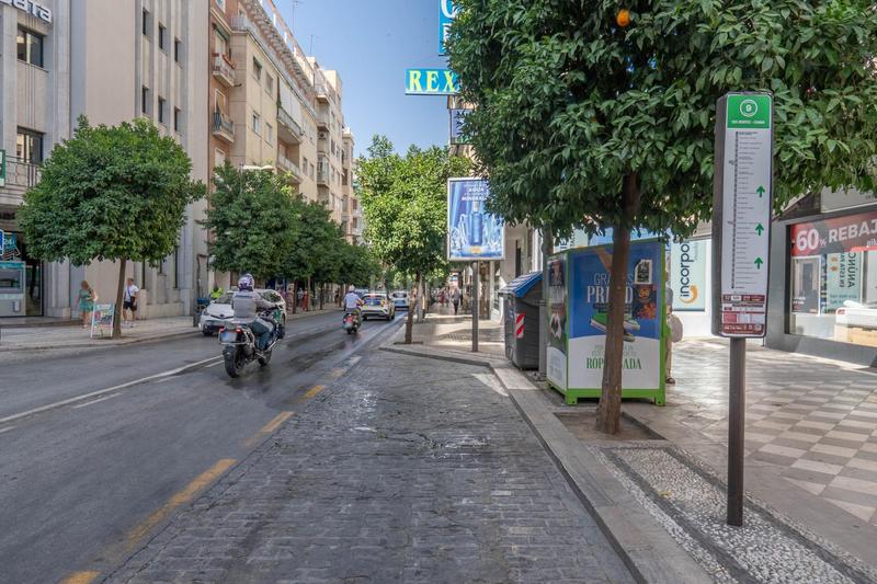 Foto 4311a0d0-1395-417a-a445-2cc460eb8200. Piso  reformado centro en Camino de Ronda Granada
