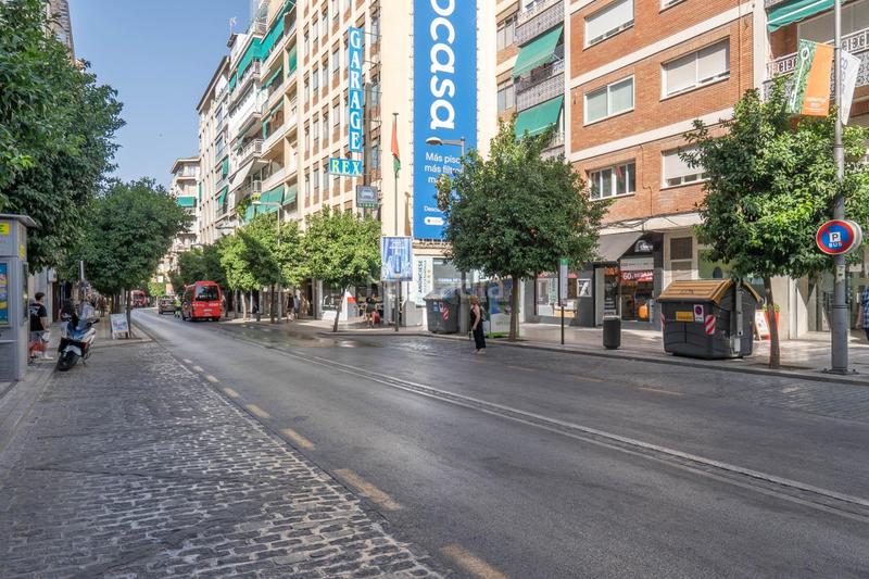 Foto c5776f7a-d7c6-4b0f-92fa-465278d75879. Piso  reformado centro en Camino de Ronda Granada