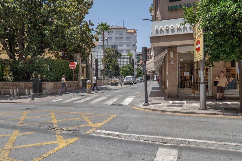 Foto d2c896aa-fc8e-42e7-b133-ce6dee2a3540. Piso  reformado centro en Camino de Ronda Granada