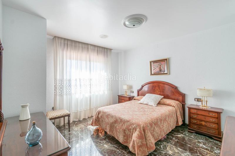 Foto babe49c7-4765-4433-8268-87d09ce71eeb. Casa pareada pareado granada en Jun