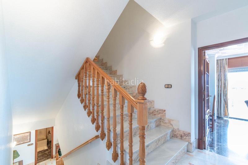 Foto cdc65090-996d-4f84-8c47-8e30acab0a0c. Casa pareada pareado granada en Jun