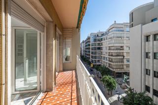 Location Appartement à Calle recogidas 40. Espectacular piso en alquiler en el centro de granada!
