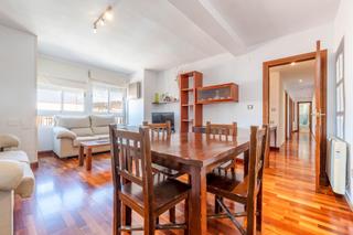 Appartement  Calle blas infante 4. Piso en granadavergeles