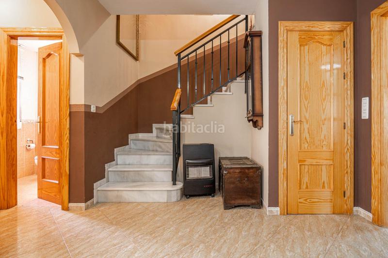 Foto 8b1248e4-e679-490d-bf7c-232f5cbdeaa0. Casa adossada amb calefacció aparcament a Ambroz Vegas del Genil