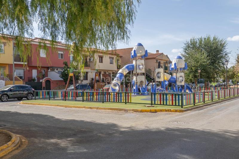 Foto e0c20bac-eec1-4506-bf41-525f7eb825b4. Casa adossada amb calefacció aparcament a Ambroz Vegas del Genil