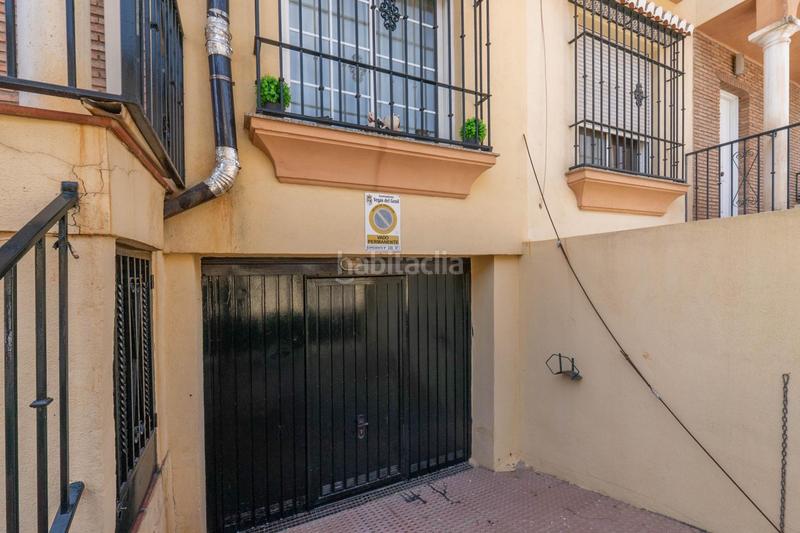 Foto e20b9a40-0061-432f-b684-0095fc09e513. Casa adossada amb calefacció aparcament a Ambroz Vegas del Genil