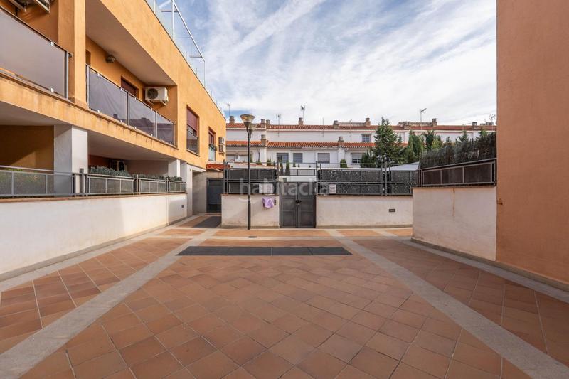 Foto 124cd1bd-1234-421e-b650-87fca09e429f. Piso  piscina garaje trastero en Poniente Armilla