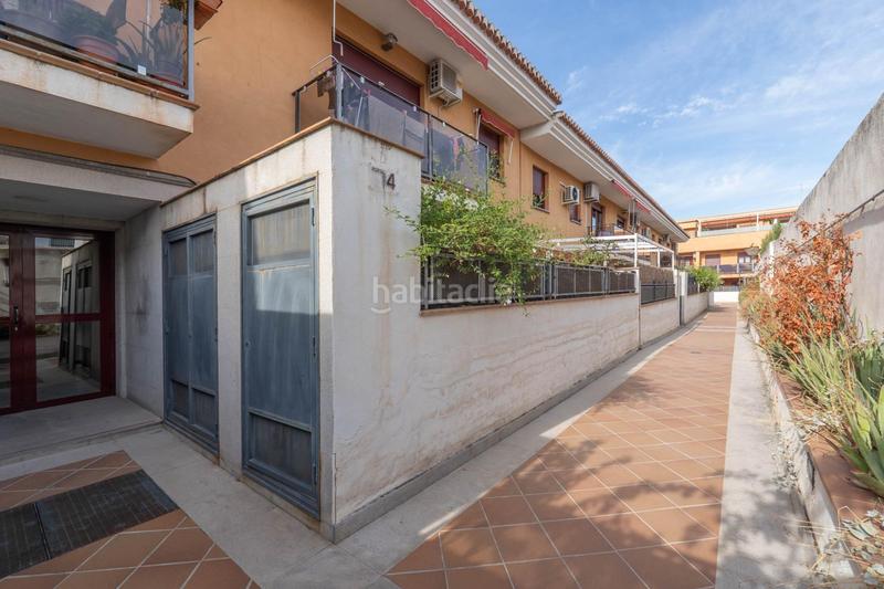 Foto 35cf6974-7056-46d6-bb5e-b51f047b29a9. Piso  piscina garaje trastero en Poniente Armilla