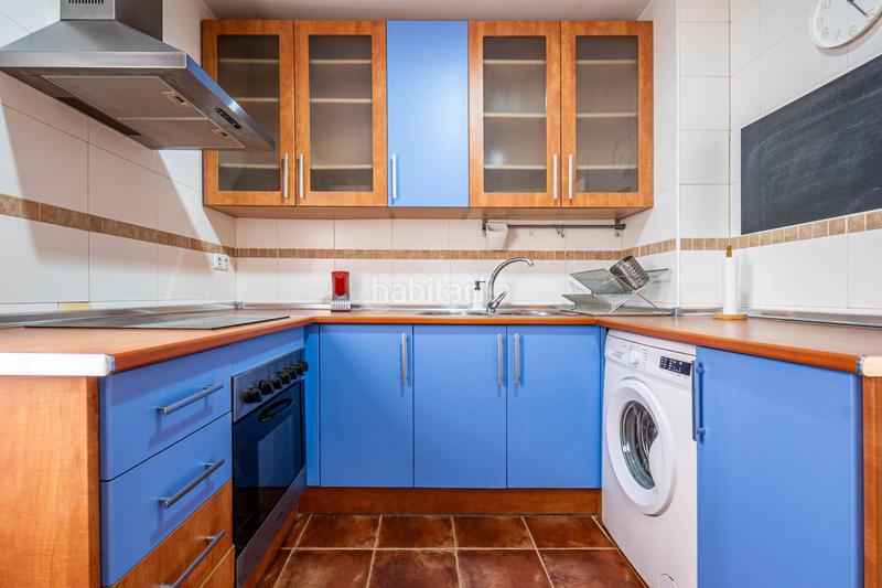 Foto 79fb140f-b56b-45dd-be49-d460bcf5c1c2. Piso  piscina garaje trastero en Poniente Armilla