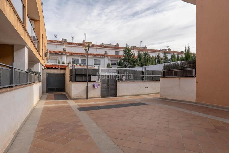 Foto 9927ffcc-2fce-4c95-9ada-aff5711954ba. Piso  piscina garaje trastero en Poniente Armilla