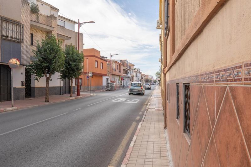 Foto c0b9636f-736c-41c7-a42e-fdc32cfdafa8. Piso  piscina garaje trastero en Poniente Armilla