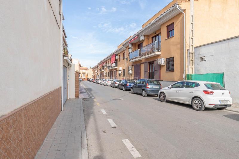 Foto e4522acd-e9aa-4a51-aef3-e13b8d65933d. Piso  piscina garaje trastero en Poniente Armilla