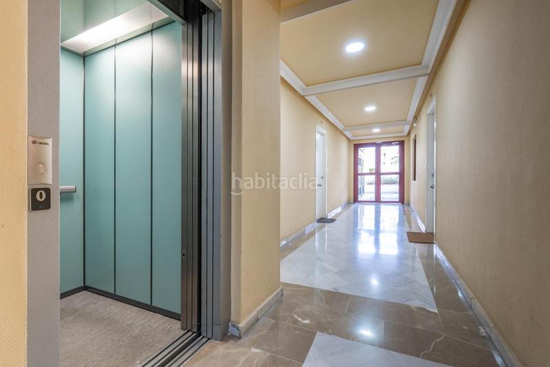 Foto ea4c8343-db61-4a54-8637-f0c8d12849dc. Piso  piscina garaje trastero en Poniente Armilla