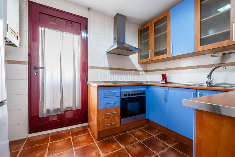 Foto faa8f6f9-884c-4083-b983-593eea98fda0. Piso  piscina garaje trastero en Poniente Armilla