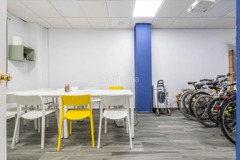 Foto 0a2a56d2-88be-440b-a437-fce4c1a90da1. Local commercial dans Camino de Ronda Granada