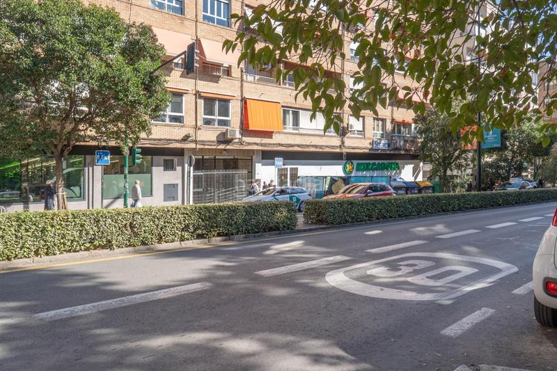 Foto 93a630c4-05f6-4808-9d9c-85bf909d1f25. Local commercial dans Camino de Ronda Granada