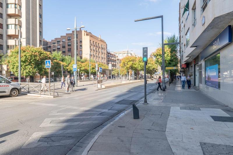 Foto 6402cd38-b407-4daf-b7dc-8367bd985ec1. Location parking voiture dans avenida doctor oloriz 5 dans Granada