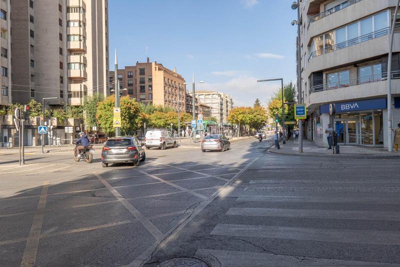 Foto d6c0444f-3f6b-4b1b-9dc9-3da62225bf31. Location parking voiture dans avenida doctor oloriz 5 dans Granada