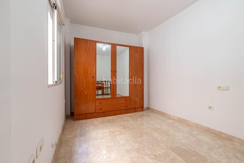 Foto 894dd7fa-5eb7-400a-9058-3e0e3ccd5b7a. Piso  en venta centro en Atarfe