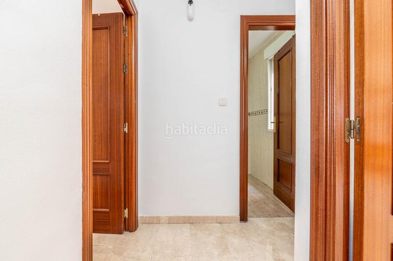 Foto e90f1ed8-88b0-4319-8504-80614918895f. Piso  en venta centro en Atarfe