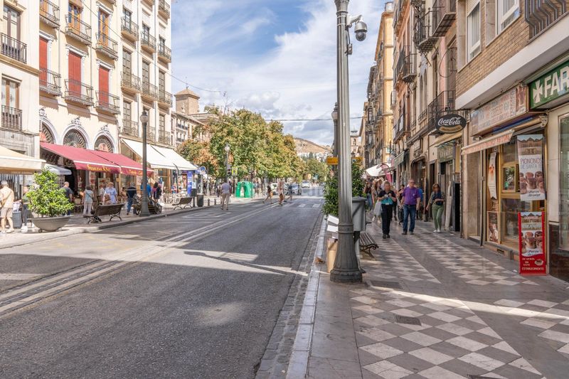 Foto e764da18-908b-4ddb-b15e-792b9e8dca77. Casa a Barrio de Albaicín Granada