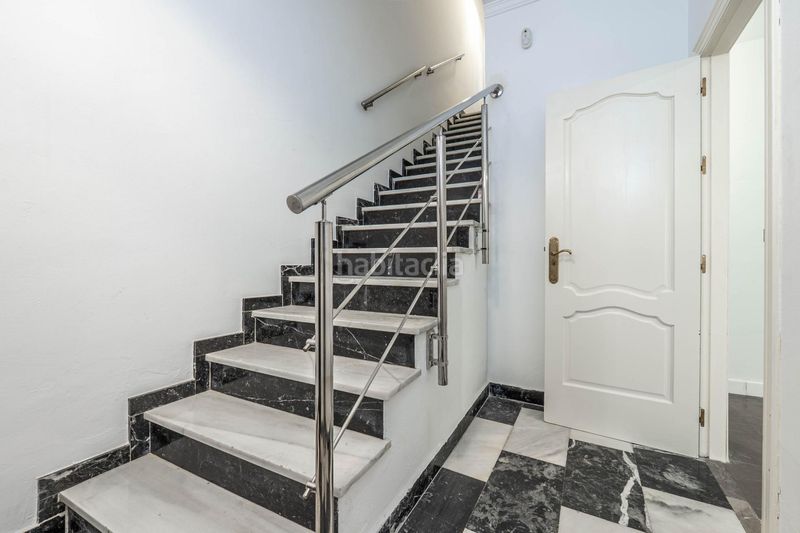 Foto 3cc3b424-6d2a-462f-96ad-13e901d4ca44. Casa adossada amb aparcament a Santa Fe