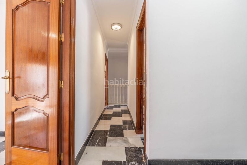 Foto a4ed8bc3-43db-4f7c-b001-a21680d9d847. Casa adossada amb aparcament a Santa Fe