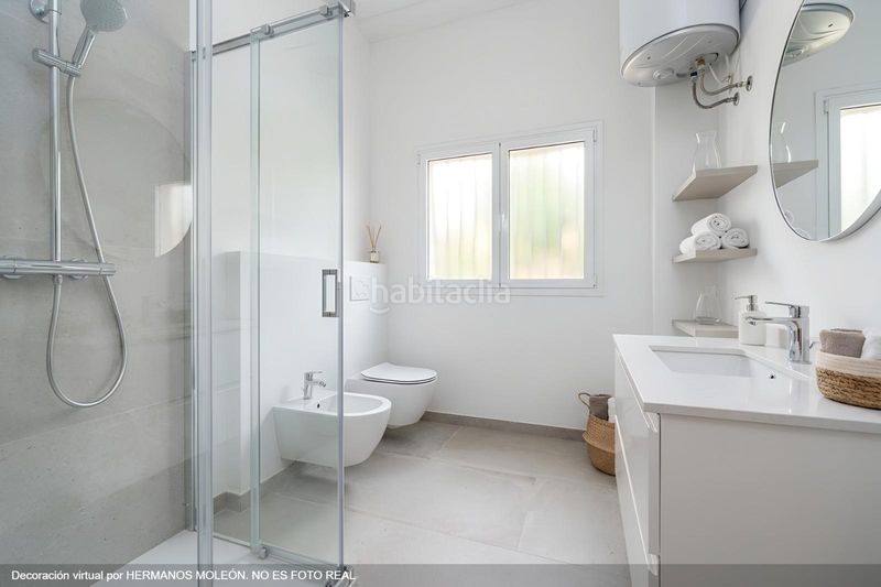 Foto b4065eb2-7d4b-477d-b57e-05fd6ed72929. Casa en calle camino de ullar 10 venta de amplia casa con terreno granada en Santa Fe