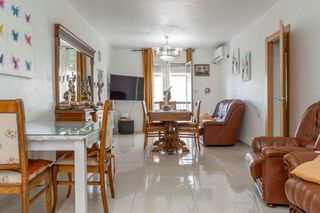 Flat  Calle real. Venta de amplio piso en  pinos puente  granada