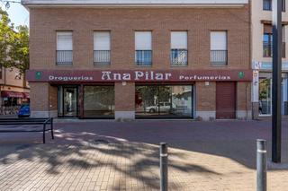 Lloguer Local Comercial  Calle felix rguez de la fuente. Venta local comercial  peligros