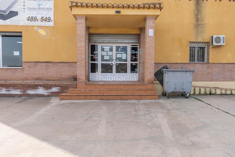Foto 55d3e4d1-4222-4a31-9767-1bbe46f730d3. Bâtiment à usage industriel dans Iznalloz