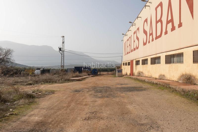 Foto 90c4e9a1-d020-4869-bf7b-8b7e9e26687d. Bâtiment à usage industriel dans Iznalloz