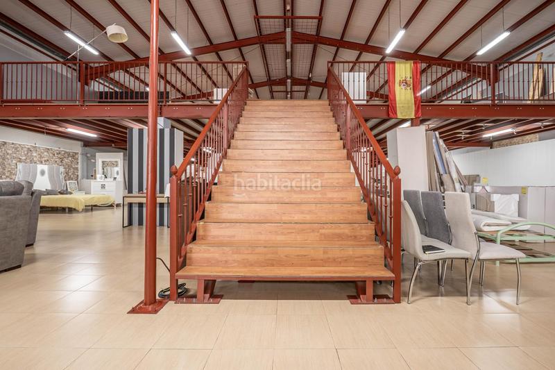Foto d0ed5243-3ab2-4928-ba48-4a797a513482. Bâtiment à usage industriel dans Iznalloz