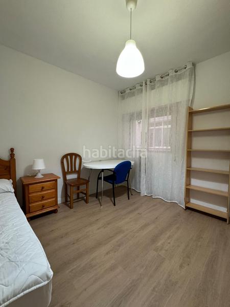 Foto 6552473b-bad2-4968-af3d-817fe9f5e16e. Rent flat in Camino de Ronda Granada