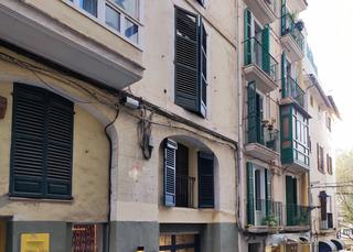 Apartament  Costa de la pols. Piso de 111m para actualizar en zona sa missi casco antiguo de