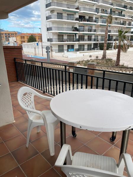 Foto 15d70cbb-506b-4c28-aeb4-a0087266338f. Planta baja encantadora planta baja con vistas frontales al mar en Miami Platja