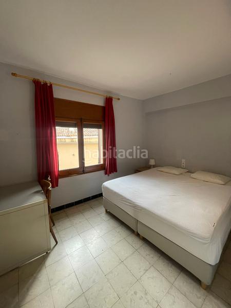 Foto d135d23c-3ad5-4601-87d0-5e166c38f045. Planta baja encantadora planta baja con vistas frontales al mar en Miami Platja