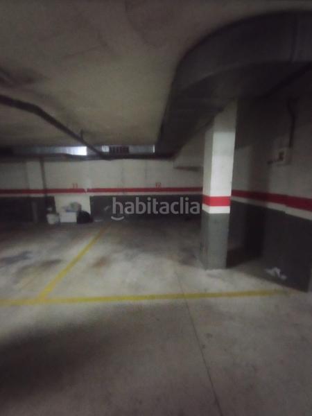 Foto d054830f-d378-42bd-877d-084d35d790cd. Aparcament cotxe a Col·legis Nous Mollet del Vallès