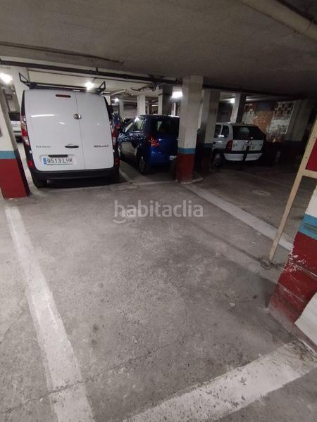 Foto c877343a-f14b-43c2-83e6-89a110efde8a. Autoparkplatz in Can Pantiquet Mollet del Vallès