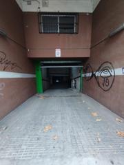 Aparcament cotxe a Estació del Nord. Plaza de parking en santa rosa! opcion alquiler tambien