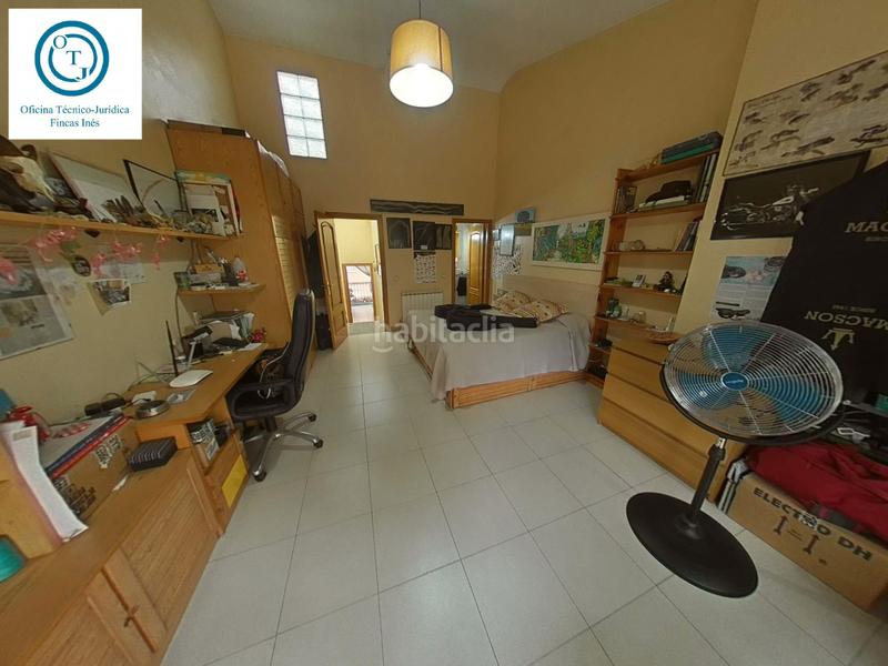 Foto 1a30ea00-aecd-42eb-96c0-9334060b0a6a. Casa amb xemeneia calefacció aparcament a Centre Mollet del Vallès