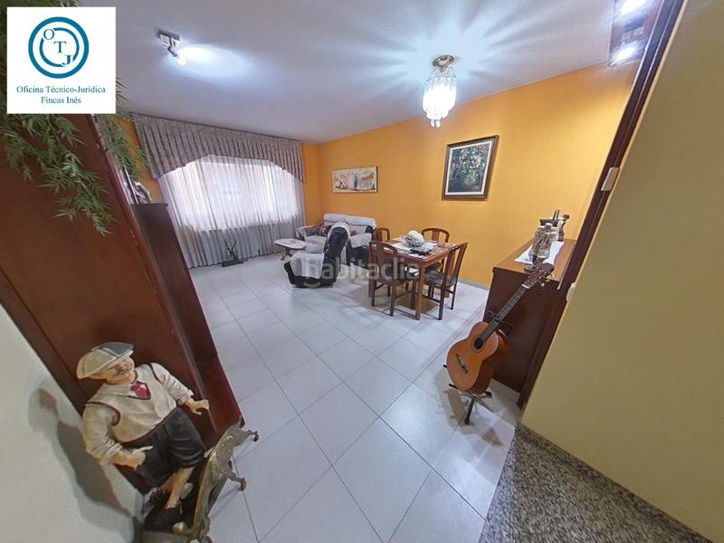 Foto 22ad7972-8f23-4624-a73a-b6aaf209cb1a. Casa amb xemeneia calefacció aparcament a Centre Mollet del Vallès