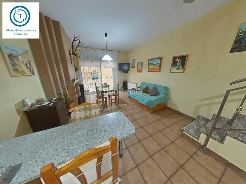 Foto 7d72f7ee-2392-4df3-b99d-c0655f3cfa98. Casa amb xemeneia calefacció aparcament a Centre Mollet del Vallès