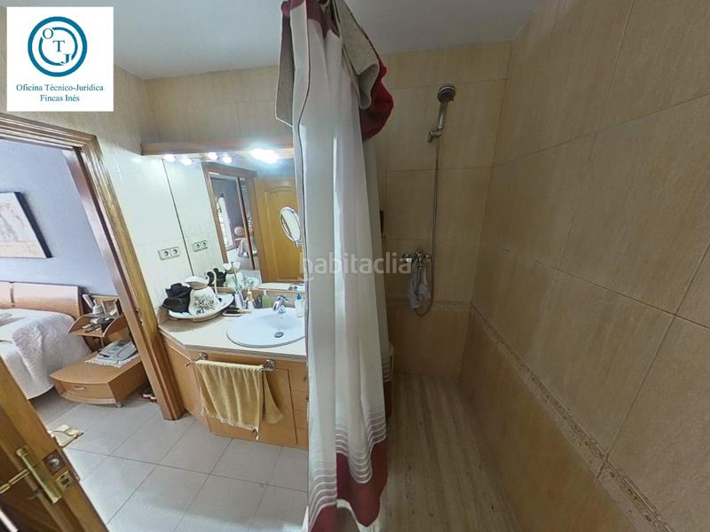 Foto 912a5b31-ebcb-470d-986b-8e91fedf77c1. Casa amb xemeneia calefacció aparcament a Centre Mollet del Vallès