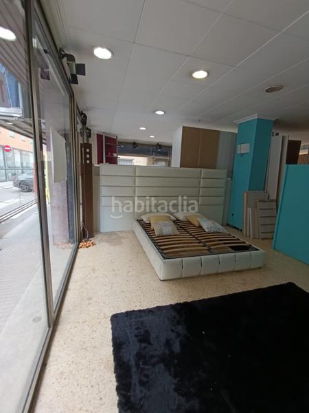 Foto dbdff4b5-7e56-4122-81be-693f5e0e67b2. Affitto locale commerciale in Col·legis Nous Mollet del Vallès