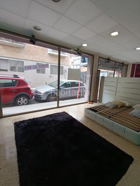 Foto 3dd43b7d-f39f-4e68-9e1b-bf0834a2934a. Alquiler local comercial gran local en el centro en Mollet del Vallès