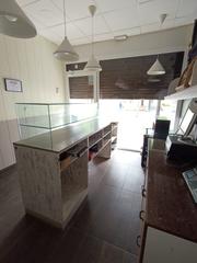 Lloguer Local Comercial a Col·legis Nous. Fatastico local en traspaso