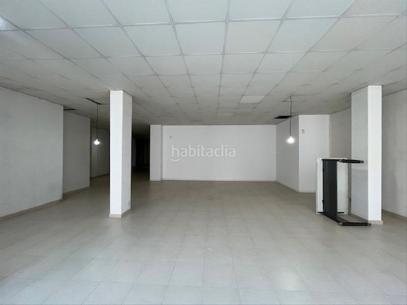 Foto 46ca1080-922a-400a-9fa4-1baf2bf5df51. Alquiler local comercial impresionante local en el centro en Mollet del Vallès